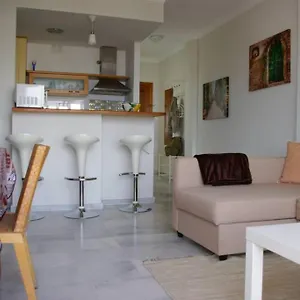 https://precioso-apartamento-centro-san-pedro-de-alcantara-marbella.1costadelsol.com