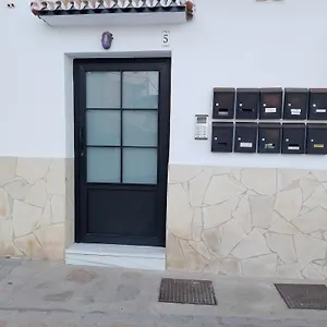 https://apartamento-buena-vista.1costadelsol.com